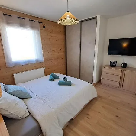 Lägenhet Spacious 8-person With Mountain Views Le Grand-Bornand