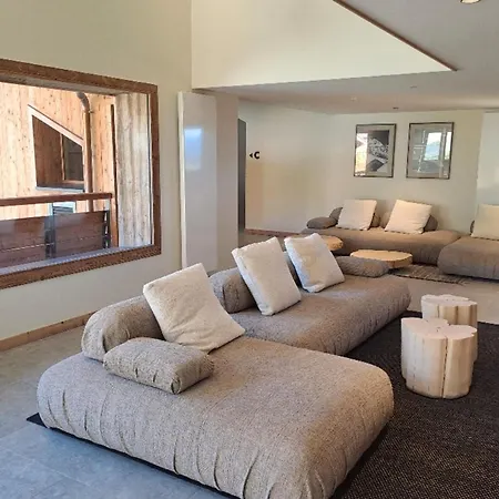 Spacious 8-person With Mountain Views Appartement Le Grand-Bornand