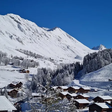 Appartement Spacious 8-person With Mountain Views